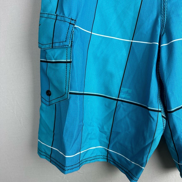 O’Neill R U Serious Men’s 28 Board Shorts Plaid Stretch - Picture 6 of 8